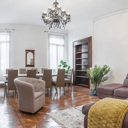 Luxury Palace 3 By Wonderful Italy 아파트 *