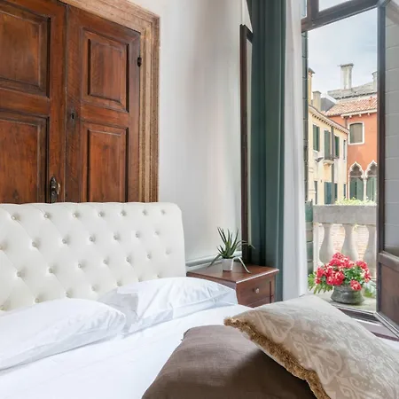 Luxury Palace 3 By Wonderful Italy 아파트 베니스