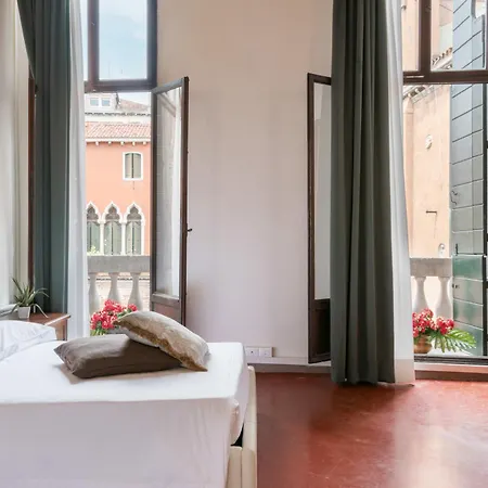 Luxury Palace 3 By Wonderful Italy 아파트 베니스