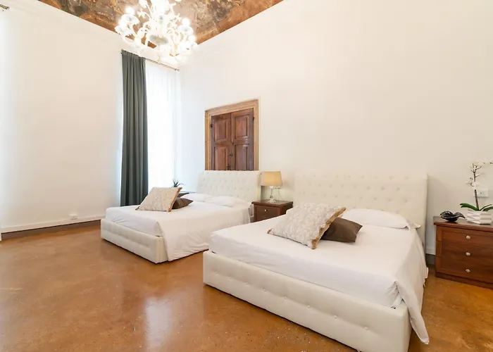 Luxury Palace 3 By Wonderful Italy